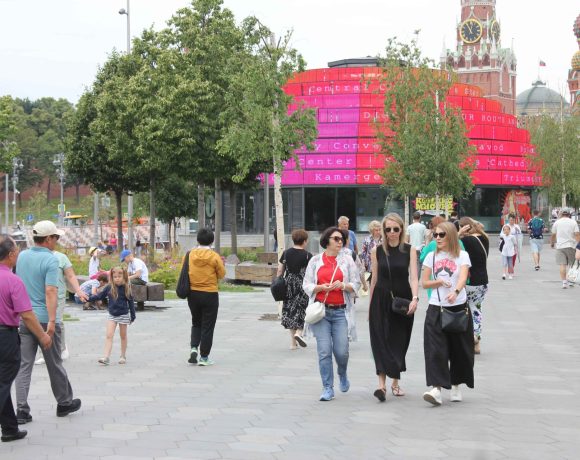 Visitors at a Moscow Urban Forum 2023 venue. Image: Arnold Pinto