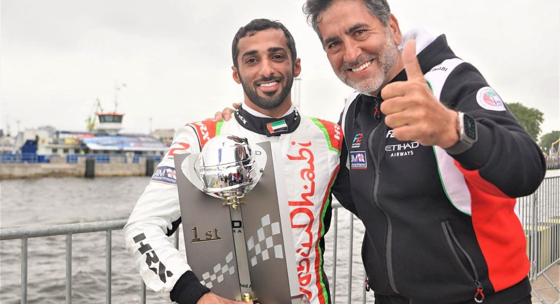 UIM F2 (L-R) Rashed Al Qemzi and Guido Cappellini. Image: Team Abu Dhabi