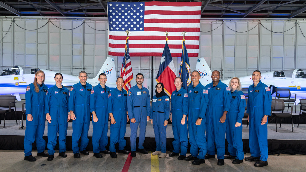 All 12 members of NASA’s 2021 astronaut class. Image: NASA