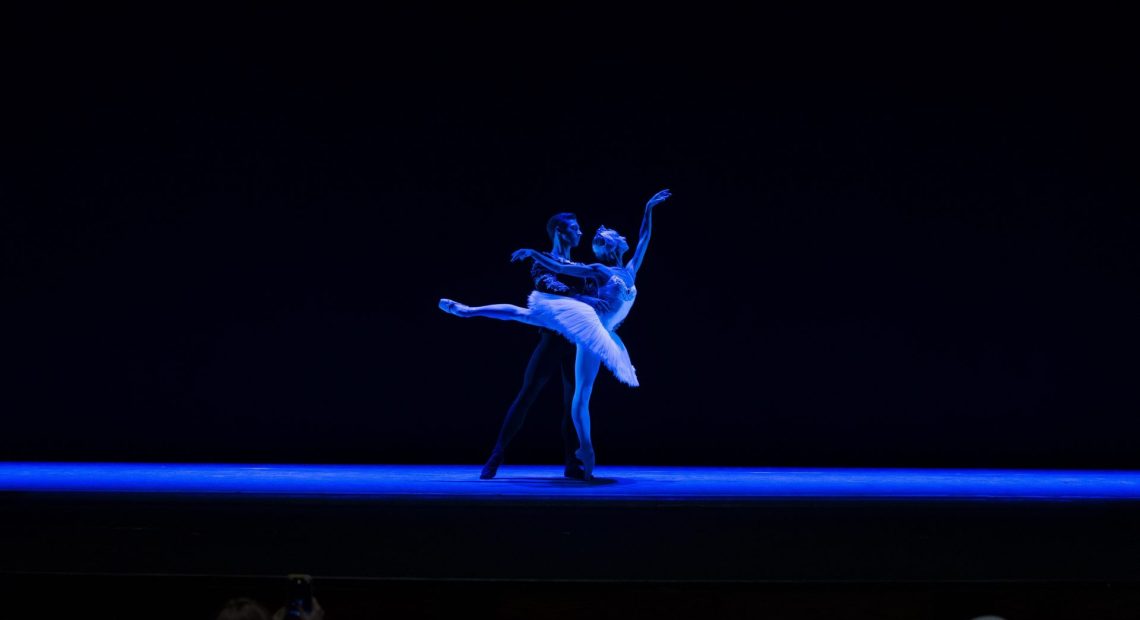 The season leaps to a start with Tchaikovsky's immortal ballet, "Swan Lake". Image: Dubai Opera