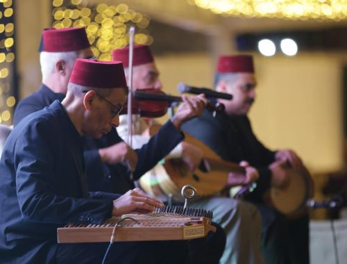 Bab Al Qasr Hotel