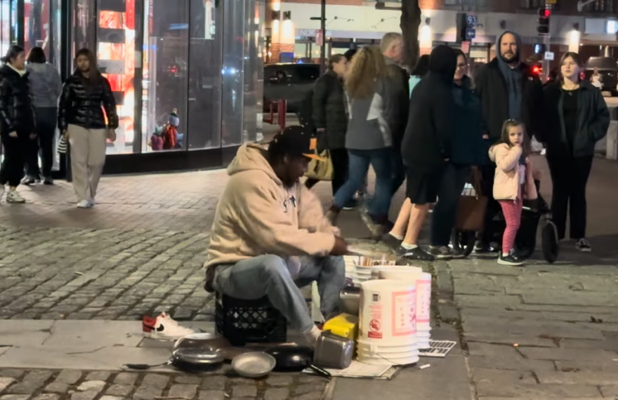 Street busker in Boston City