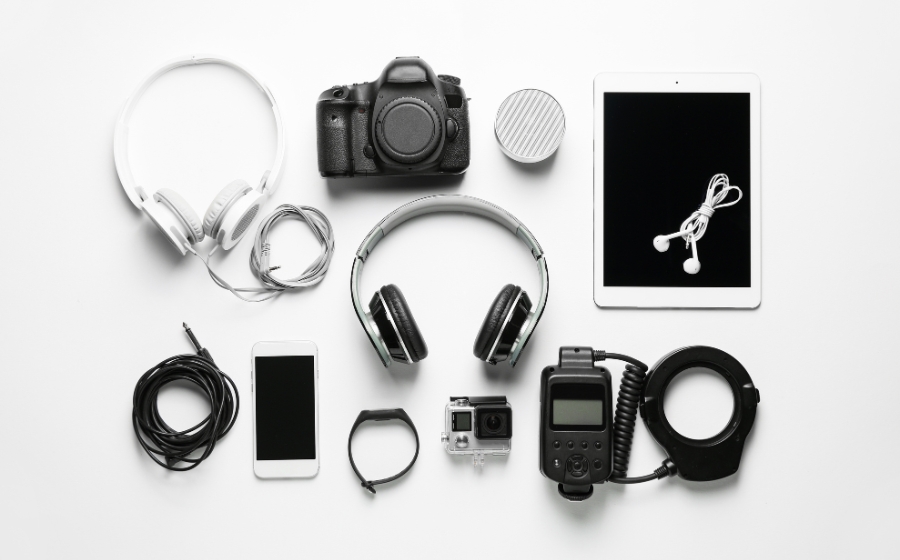 Electronic Devices Rules in UAE Airports