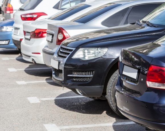 Dubai announces free parking