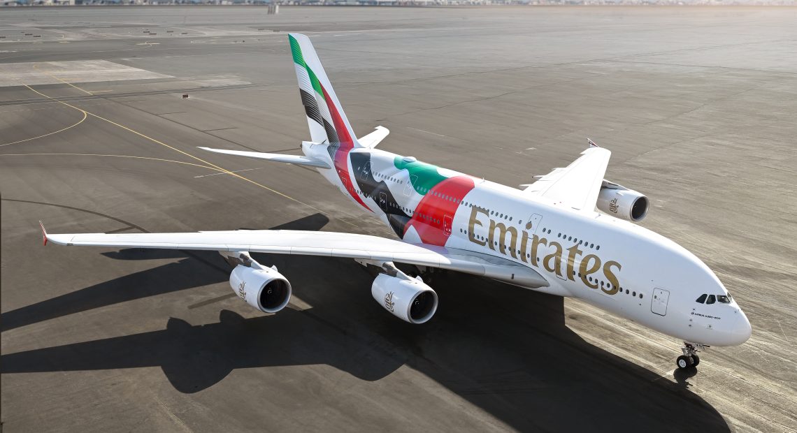ek-uae-flag-decal-a380-2
